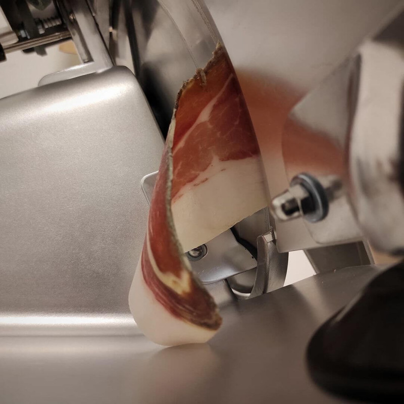 CHARCUTERIE FERMIÈRE CORSE - U Prisuttu Jambon sec de Corse | A Fiera